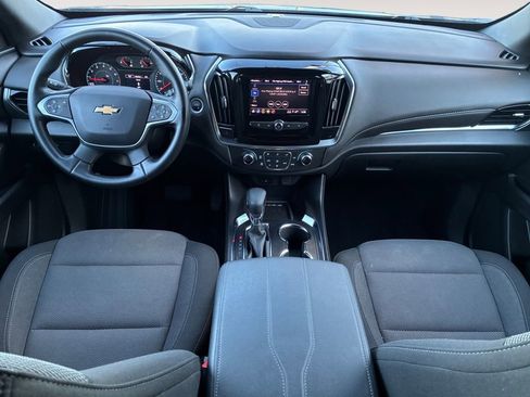 Used 2023 Chevrolet Traverse LT image 10