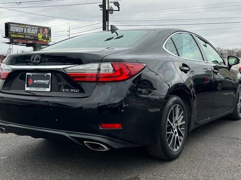 Used 2017 Lexus ES 350 w/ Luxury Package image 7