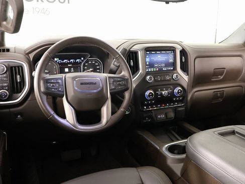 Used 2021 GMC Sierra 3500 Denali w/ Denali Ultimate Package image 2