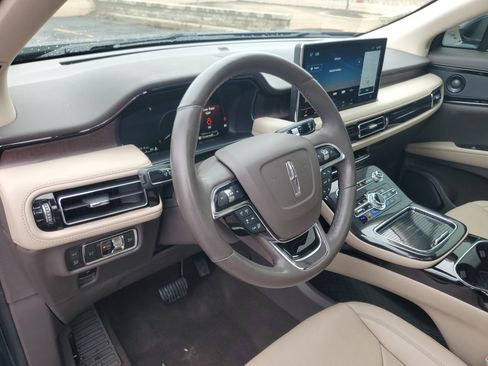 Certified 2023 Lincoln Nautilus Reserve w/ Equipment Group 201A image 13