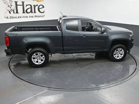 Used 2017 Chevrolet Colorado LT w/ LT Convenience Package RWD image 35