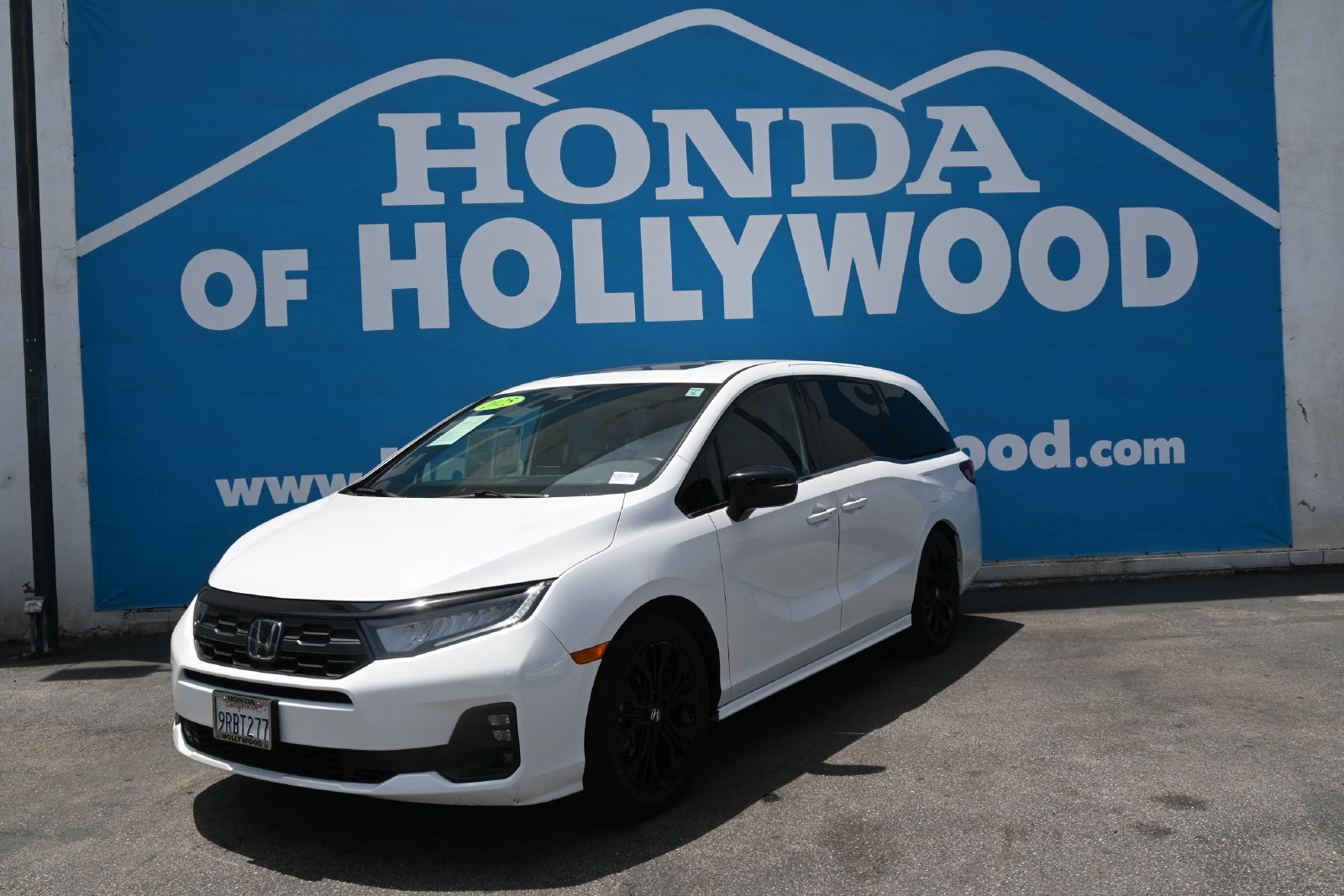 Used 2025 Honda Odyssey Sport-L image 2