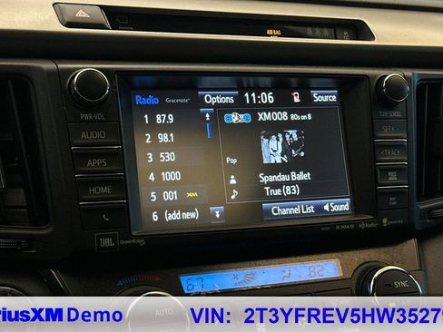 Used 2017 Toyota RAV4 Platinum FWD image 28