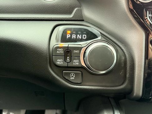 New 2026 RAM 1500 4x4 Crew Cab image 21