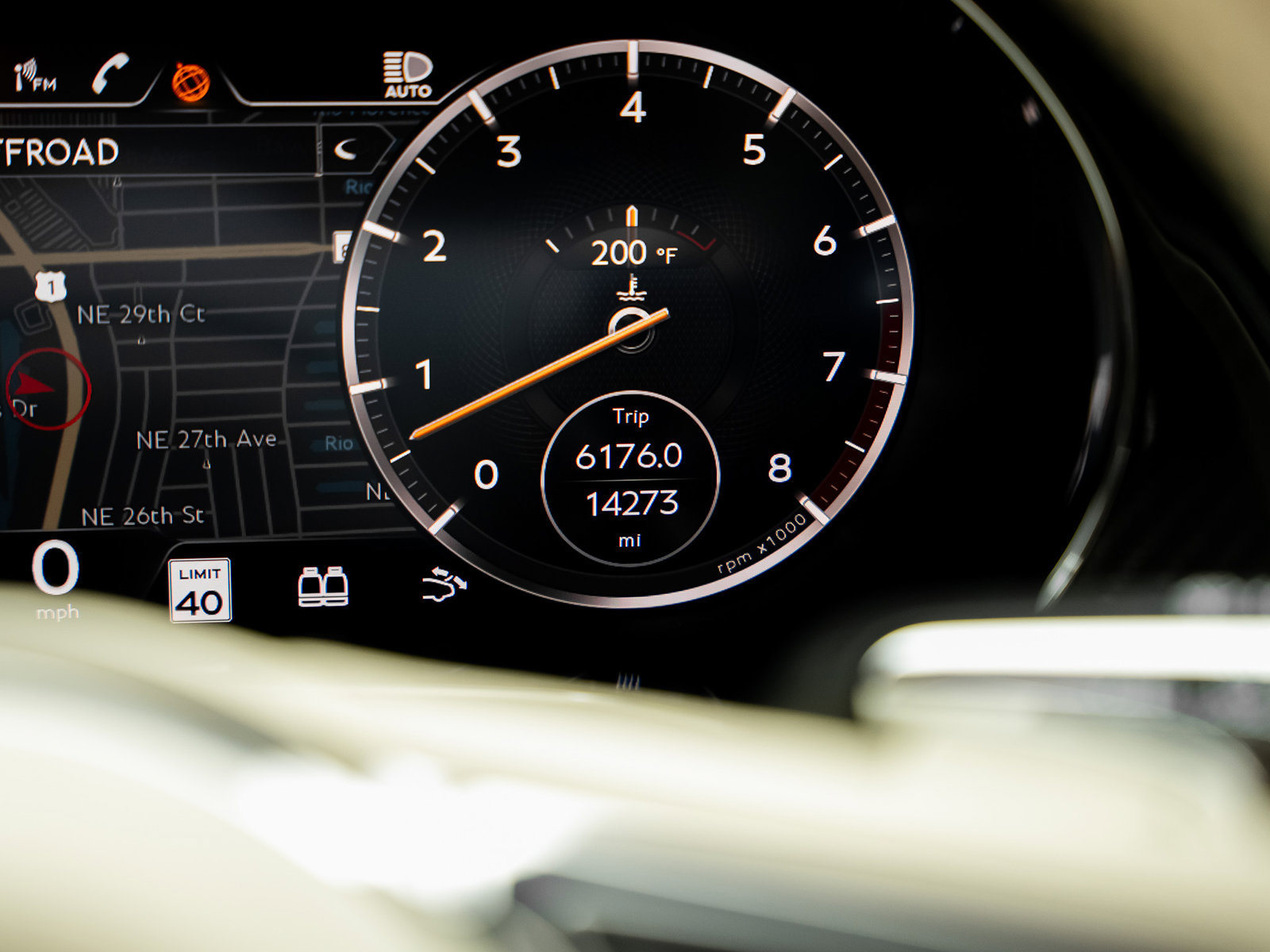 Used 2022 Bentley Continental GT AWD/4WD image 49