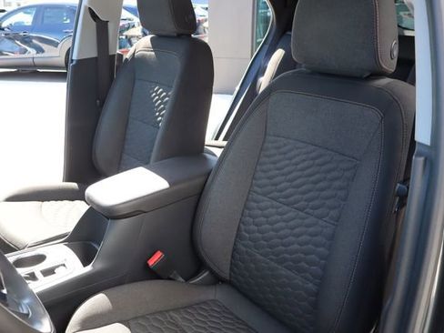 Used 2020 Chevrolet Equinox LT image 10