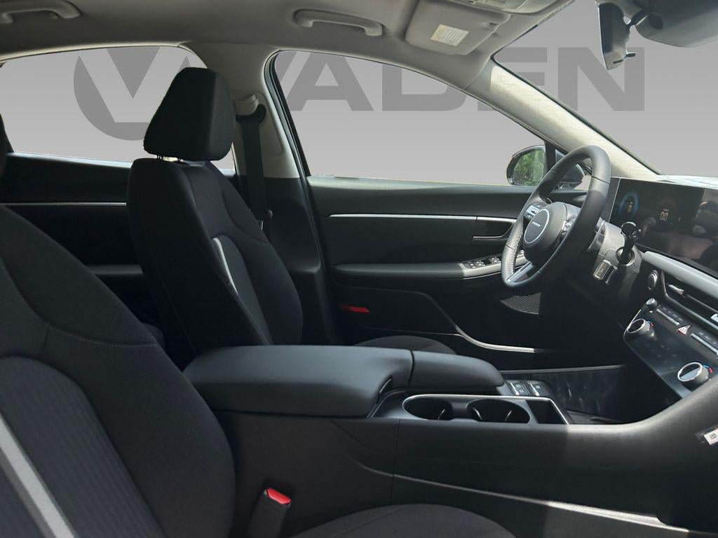 New 2025 Hyundai Sonata SEL FWD image 29