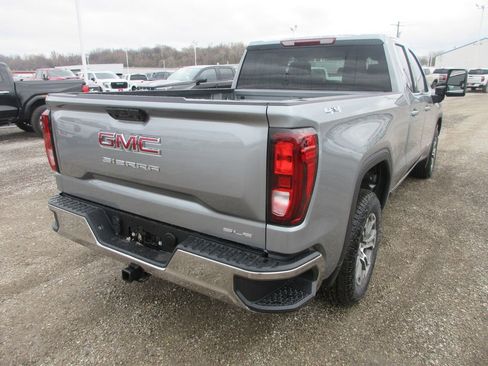 New 2026 GMC Sierra 1500 SLE w/ Max Trailering Package AWD/4WD image 4