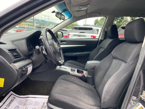 Used 2012 Subaru Outback 2.5i Premium AWD/4WD image 9