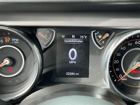 Used 2022 Jeep Wrangler Willys image 31