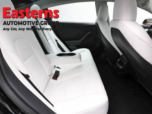 Used 2023 Tesla Model 3 Standard Range image 17