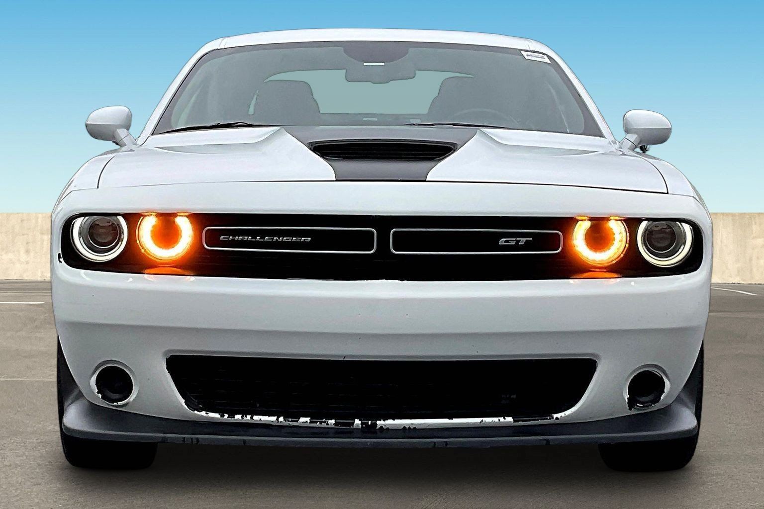 Used 2023 Dodge Challenger GT AWD/4WD image 2