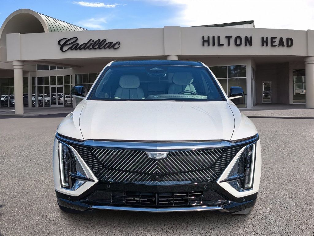 Certified 2024 Cadillac Lyriq Luxury RWD image 9