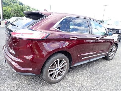 Used 2019 Ford Edge Titanium w/ Equipment Group 301A AWD/4WD image 6