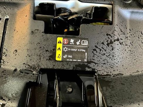 Used 2022 Buick Encore Preferred w/ Safety Package image 31