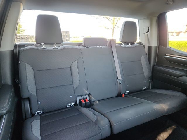 Used 2023 Chevrolet Silverado 1500 RST AWD/4WD image 31