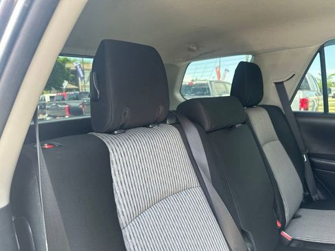 Used 2017 Toyota 4Runner SR5 AWD/4WD image 19