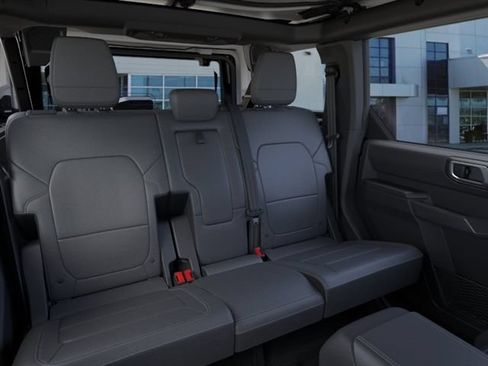 New 2026 Ford Bronco Outer Banks AWD/4WD image 11