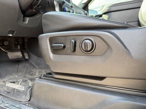 Used 2019 Chevrolet Silverado 1500 LT Trail Boss AWD/4WD image 30