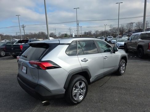 Certified 2025 Toyota RAV4 XLE image 4