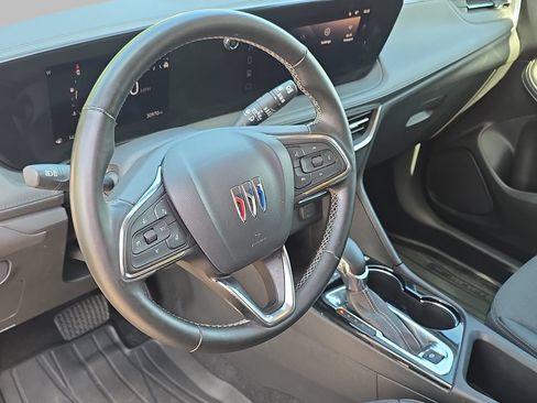 Certified 2024 Buick Encore GX Preferred w/ Comfort Package FWD image 17