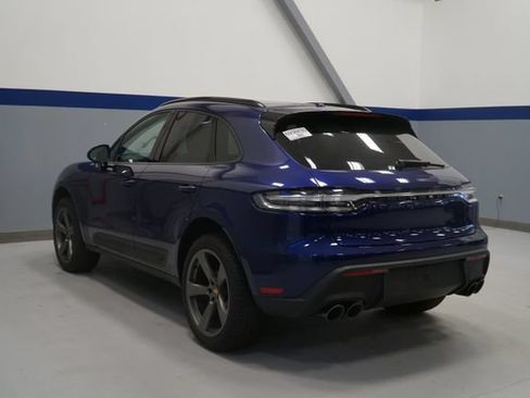 Certified 2026 Porsche Macan AWD/4WD image 3