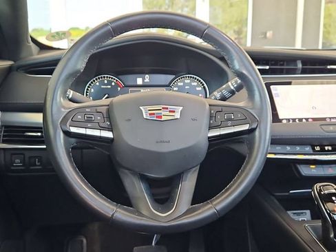Used 2020 Cadillac XT4 Premium Luxury w/ Driver Awareness Package FWD image 11