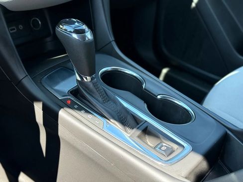 Used 2020 Chevrolet Equinox LS w/ LS Convenience Package image 15