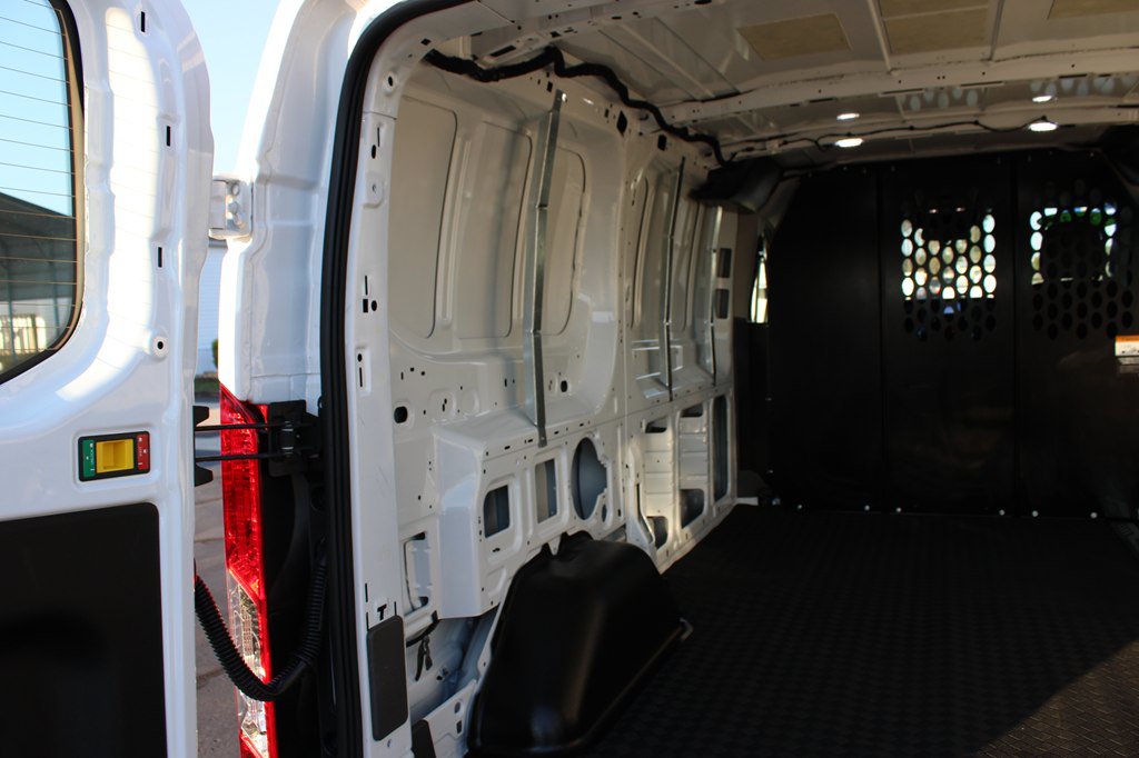 Used 2025 Ford Transit 250 Low Roof w/ Exterior Upgrade Package RWD image 18
