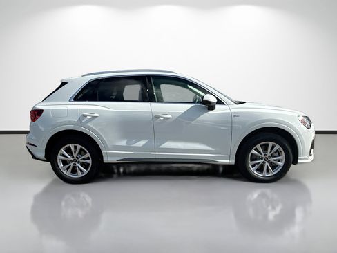 Used 2025 Audi Q3 2.0T Premium Plus w/ Premium Plus Package image 2