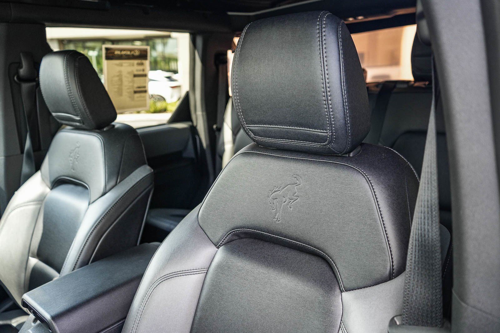 Used 2024 Ford Bronco Black Diamond AWD/4WD image 21