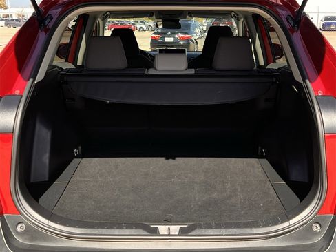 Used 2025 Toyota RAV4 XLE image 29