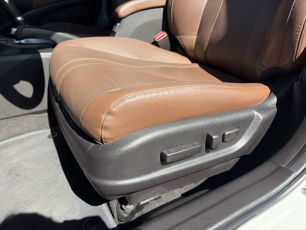 Used 2019 Acura ILX w/ Technology Package FWD image 9