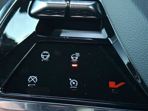 New 2026 Cadillac Vistiq Luxury AWD/4WD image 15