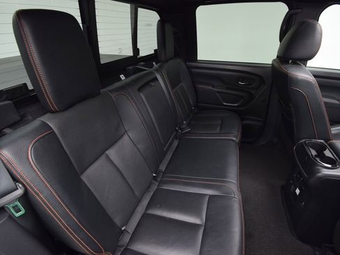 Used 2020 Nissan Titan PRO-4X w/ Pro-4x Convenience Package image 25