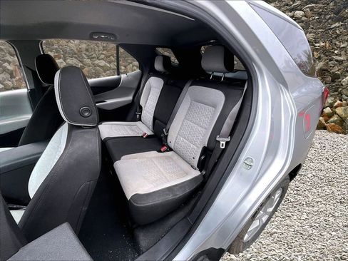 Used 2022 Chevrolet Equinox LT AWD/4WD image 24