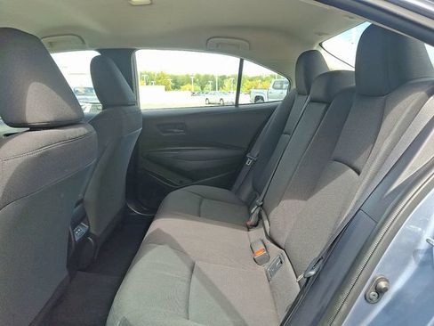 Used 2025 Toyota Corolla LE FWD image 10