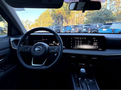 New 2026 Nissan Kicks SV image 4