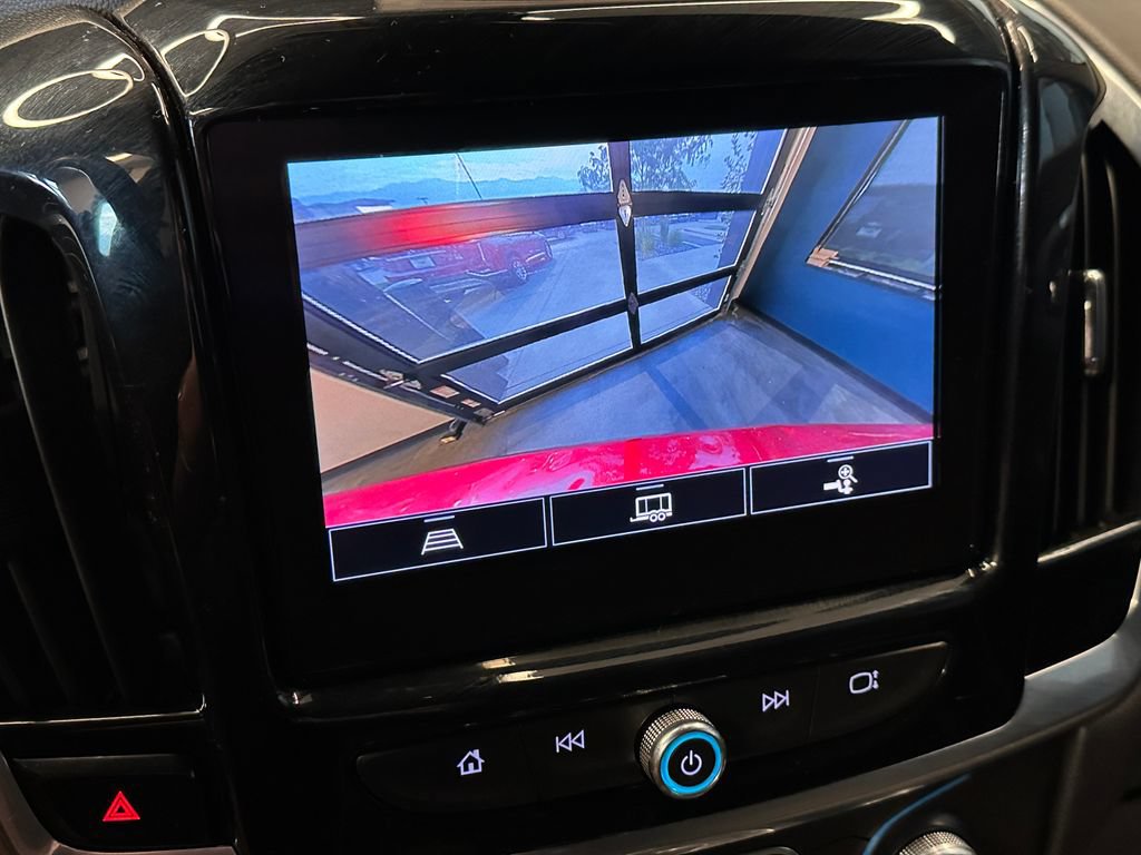 Used 2023 Chevrolet Traverse LT AWD/4WD image 14