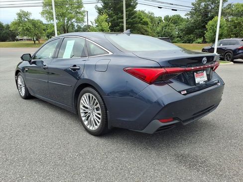 Used 2020 Toyota Avalon Limited w/ Advanced Safety Package FWD image 13
