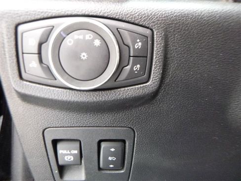 Used 2019 Ford F150 Lariat w/ Equipment Group 502A Luxury image 18