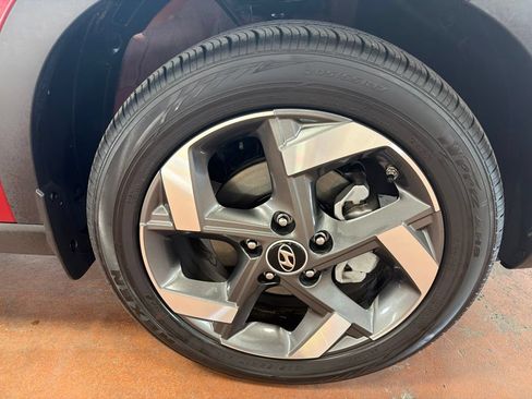 Certified 2026 Hyundai Venue SEL FWD image 11