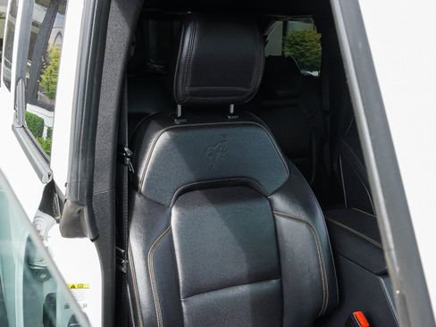 Used 2024 Ford Bronco Badlands AWD/4WD image 24