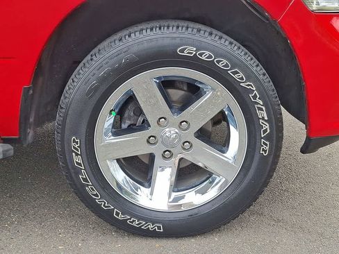 Used 2018 RAM 1500 Express w/ Express Value Package image 26