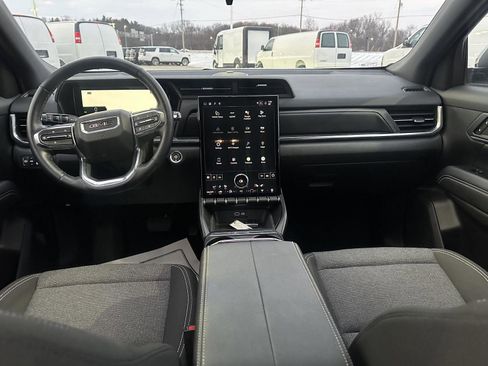 Used 2025 GMC Terrain Elevation image 21