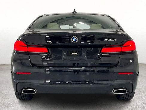 Used 2023 BMW 530i w/ Premium Package image 6