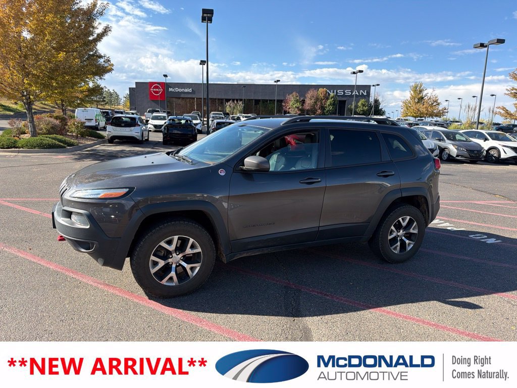 Used 2016 Jeep Cherokee Trailhawk w/ Leather Interior Group AWD/4WD image 1