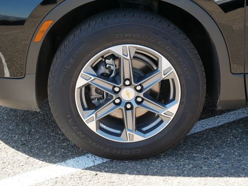 Used 2025 Chevrolet Blazer LT AWD/4WD image 15