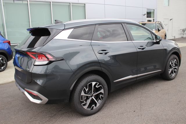 Used 2025 Kia Sportage EX AWD/4WD image 30