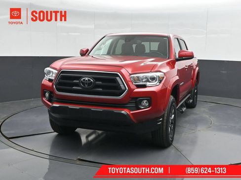 Used 2023 Toyota Tacoma SR5 AWD/4WD image 5